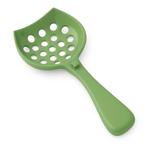 ARMATY small cat litter scooper with holder in use